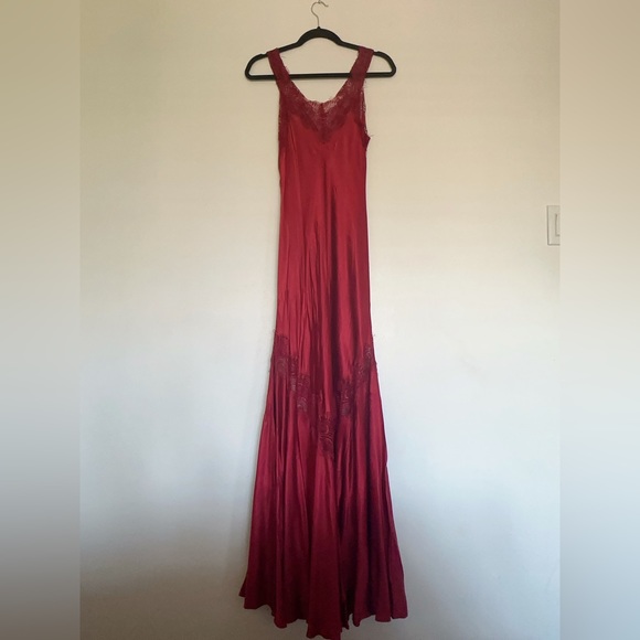 NWOT Long lace slip gown dress in small - Picture 5 of 6